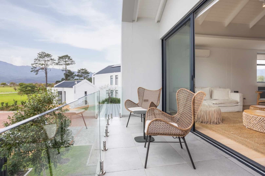 To Let 2 Bedroom Property for Rent in Val De Vie Estate Western Cape
